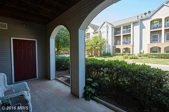 20417 Riverbend Square in Potomac Falls, VA - Building Photo - Building Photo