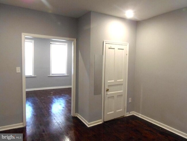 property at 123 S Salford St