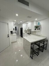 500 Capistrano Dr in Palm Beach Gardens, FL - Building Photo - Building Photo