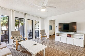 130 Ocean Hibiscus Dr in St. Augustine, FL - Building Photo - Building Photo