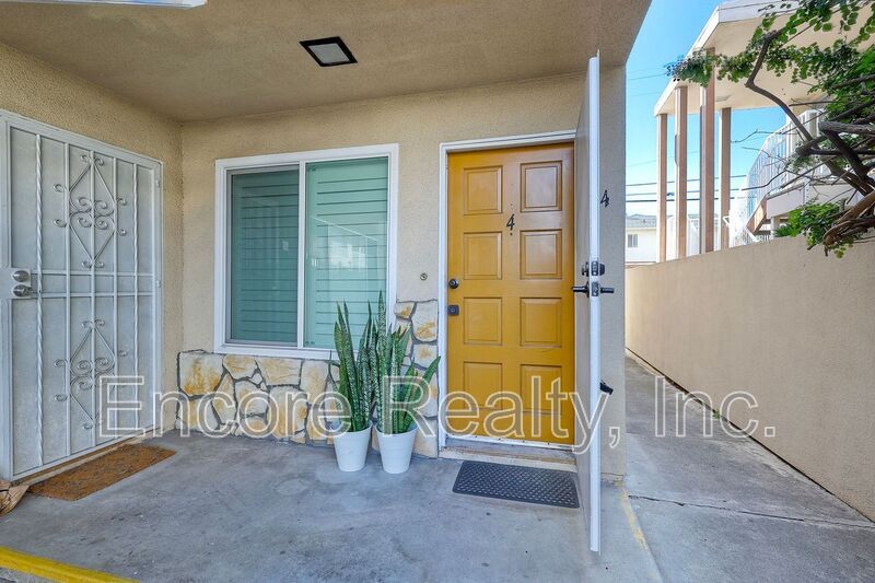 4070 Illinois St in San Diego, CA - Building Photo