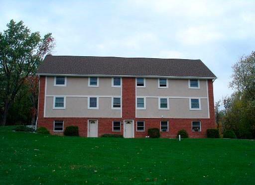 258 Rye Hill Rd-Unit -1 in Monroe, NY - Building Photo