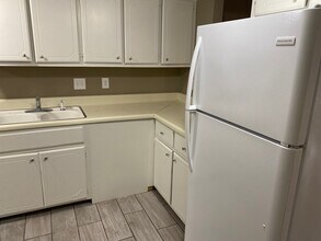 29 Woodmont Dr, Unit D in Jackson, TN - Building Photo - Building Photo