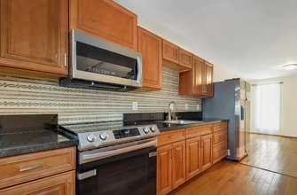 123 Parkin St in Baltimore, MD - Building Photo - Building Photo