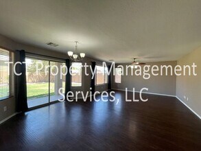 2424 W St Kateri Dr in Phoenix, AZ - Building Photo - Building Photo