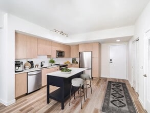 Modera Aventura in Aventura, FL - Foto de edificio - Building Photo