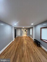 2518 Linwood Rd in Parkville, MD - Building Photo