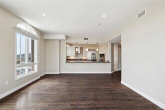 619 Caruso Ave in Glendale, CA - Building Photo - Building Photo