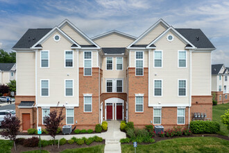 Ridges At Loudoun Valley Condo in Ashburn, VA - Building Photo - Building Photo