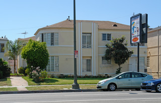 1209-1213 S La Cienega Blvd Apartments