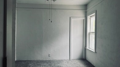 917 S 24th St in Manitowoc, WI - Building Photo - Building Photo