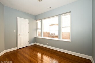 7943 S Drexel Ave in Chicago, IL - Building Photo - Building Photo