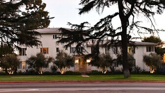 4700 Los Feliz Blvd, Unit 8 in Los Angeles, CA - Building Photo