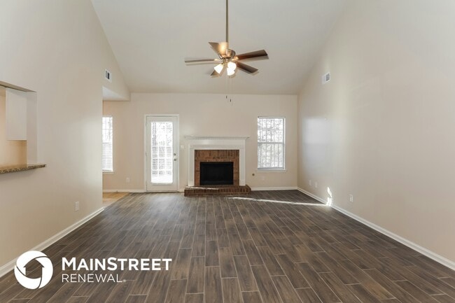 316 Player's Cir, Unit 03l-304 in Fayetteville, GA - Foto de edificio - Building Photo