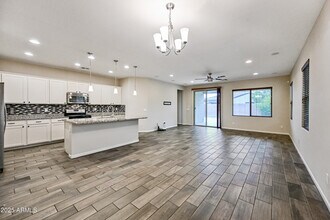 12243 W Briles Rd in Peoria, AZ - Building Photo - Building Photo