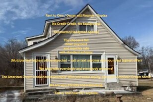 1931 N Edward St in Decatur, IL - Building Photo