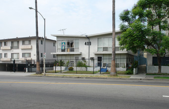 409 S Commonwealth Ave in Los Angeles, CA - Building Photo - Building Photo