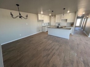 1407 17th St in Shallowater, TX - Building Photo - Building Photo