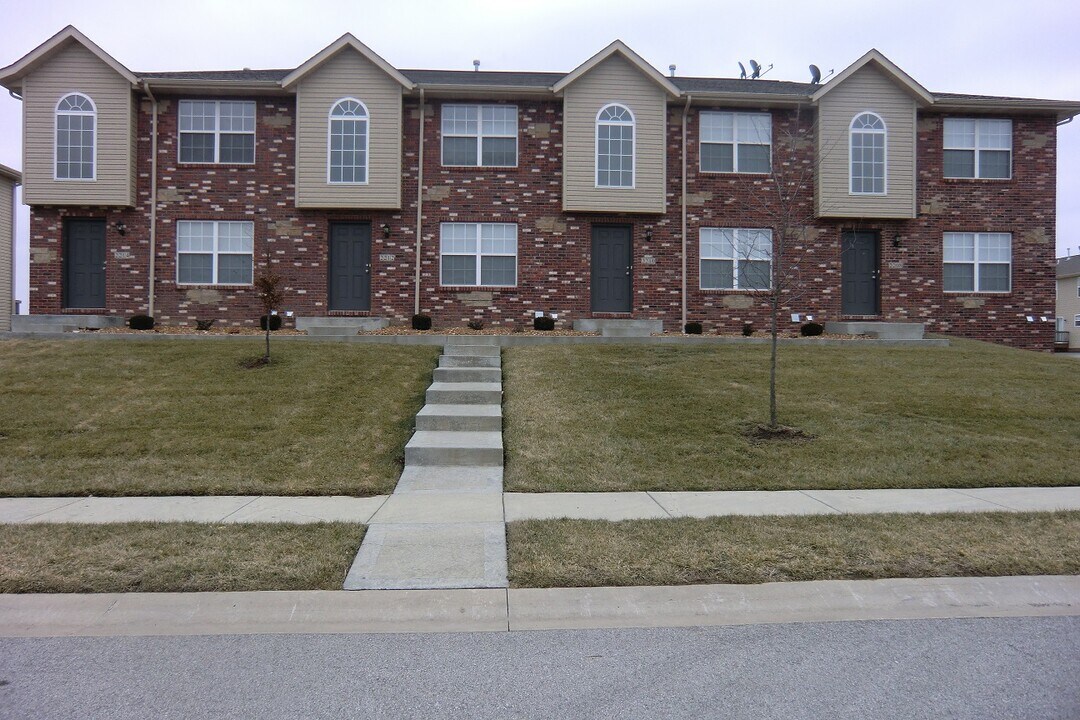 7543 Waterford Pl in Troy, IL - Building Photo