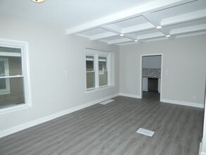 1004 E 22nd Ave in North Kansas City, MO - Building Photo - Building Photo
