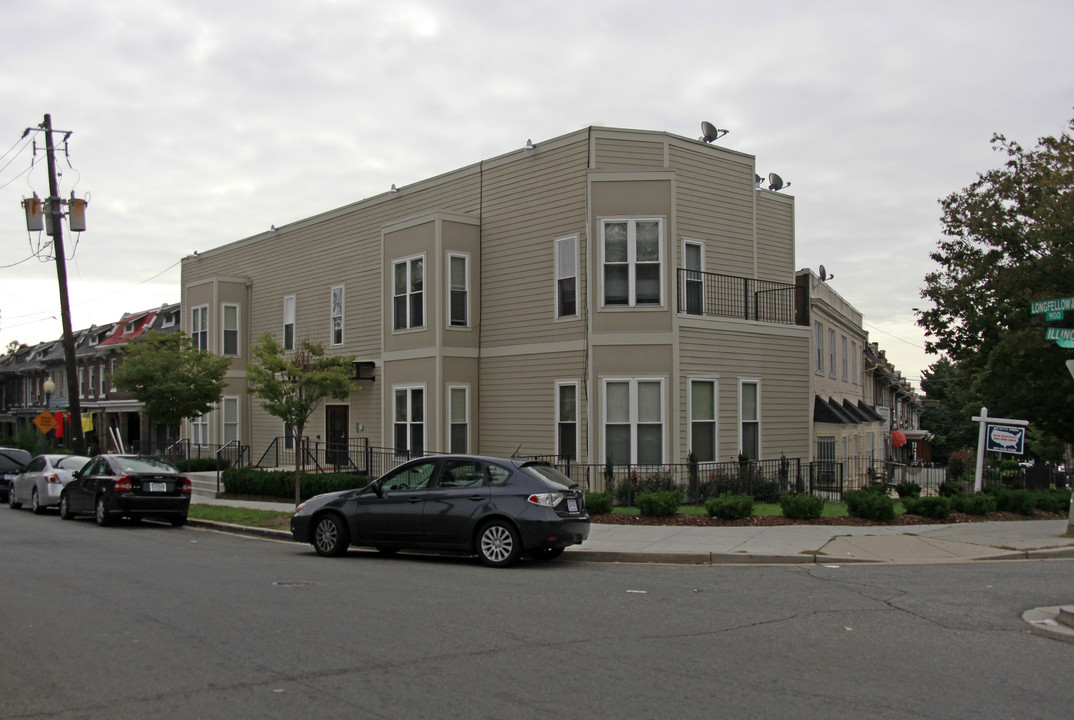 5549-5551 Illinois Ave NW in Washington, DC - Building Photo