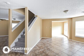 9438 Bending Crest in San Antonio, TX - Building Photo - Building Photo