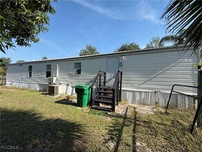 1277 Derby Ln in Moore Haven, FL - Building Photo - Building Photo