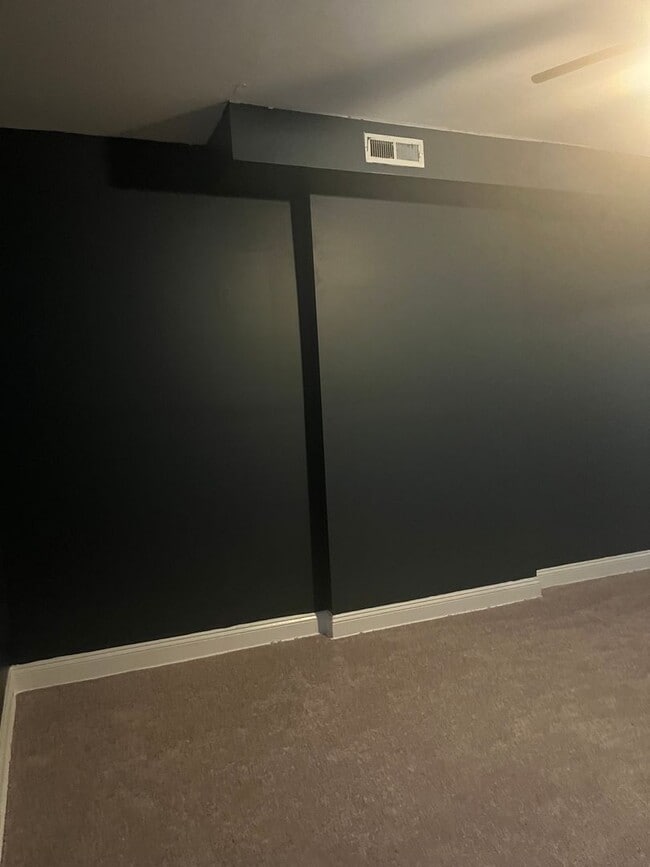 1606 N Ellamont St in Baltimore, MD - Building Photo - Building Photo
