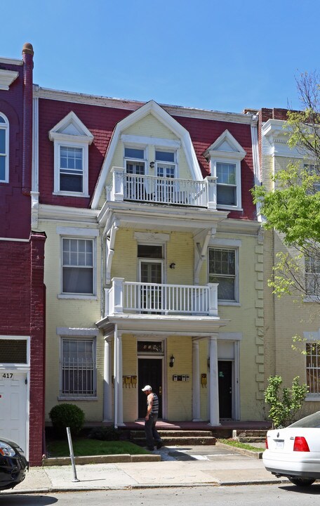 419 W Grace St in Richmond, VA - Foto de edificio