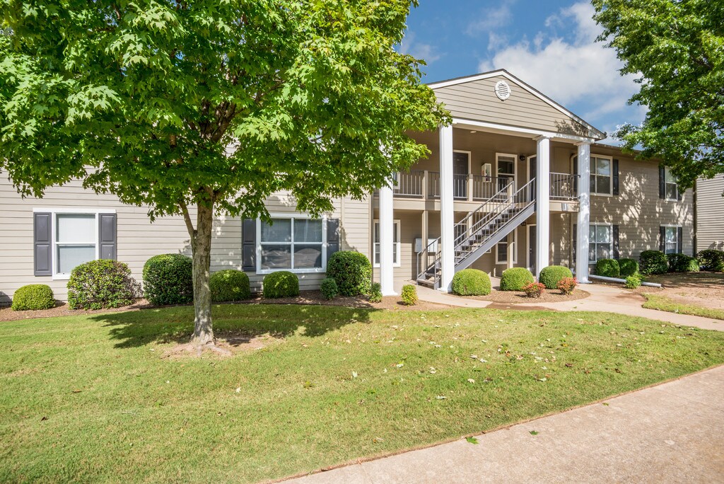 Waterside Apartments in Bentonville, AR