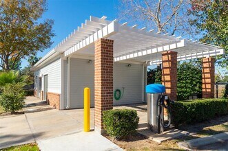 15270 Voss Rd in Sugar Land, TX - Building Photo - Building Photo