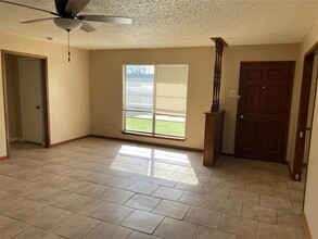 2303 TX-19 in Huntsville, TX - Building Photo - Building Photo
