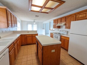 2913 Lakewood Ct in Harlingen, TX - Building Photo - Building Photo