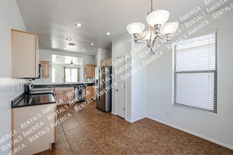 4635 W Burgess Ln in Phoenix, AZ - Building Photo - Building Photo