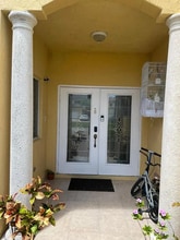 13215 SW 143rd Terrace in Miami, FL - Building Photo - Building Photo