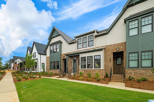 1754 Riverton Ln in Hoover, AL - Building Photo - Building Photo
