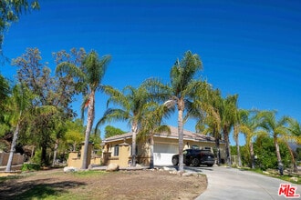 17833 Wildridge Ln in Santa Clarita, CA - Building Photo - Building Photo