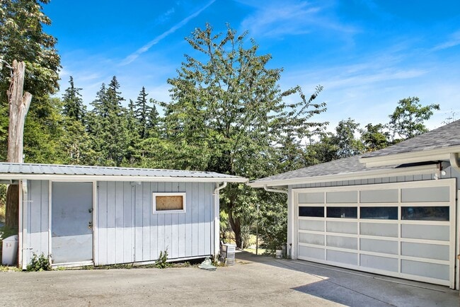 3204 Allen Ave in Bellingham, WA - Building Photo - Building Photo