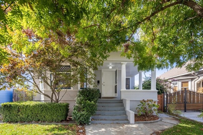 property at 391 N 12th St