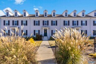 519 Town Madison Blvd in Madison, AL - Building Photo