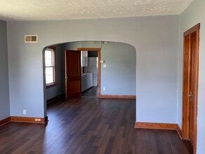 1717 E North St in Salina, KS - Building Photo - Building Photo