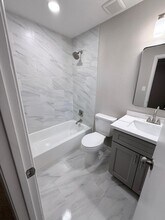 1315 Tiny Tree Dr in Missouri City, TX - Building Photo - Building Photo