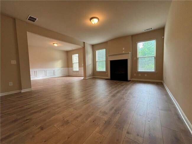 5604 Berney Cir in Powder Springs, GA - Building Photo - Building Photo