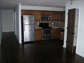 1521 Normalview Dr in Bowling Green, KY - Building Photo - Building Photo