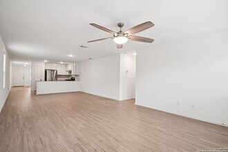 7216 Pasture Run in San Antonio, TX - Building Photo - Building Photo