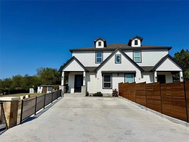 property at 162 Meadow View Blvd