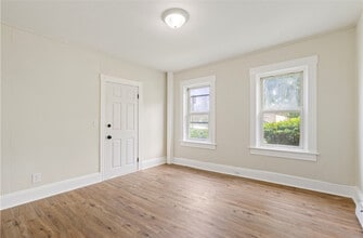 9 Woodbine St, Unit 1 in Providence, RI - Building Photo - Building Photo