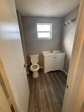 1064 N Tamiami Trl in North Fort Myers, FL - Building Photo - Building Photo
