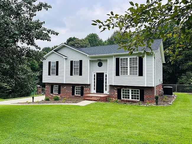 property at 156 Hawksbridge Rd