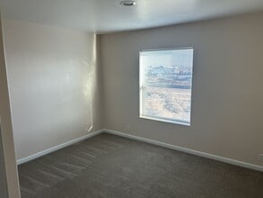 1911 Sprig Ln in Fallon, NV - Building Photo - Building Photo